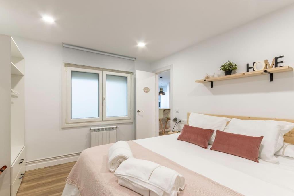 Apt In The Old Town With Cool Terrace!! Private Parking Bilbao Exteriör bild