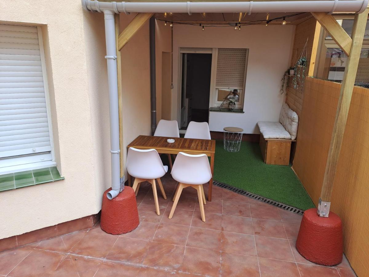 Apt In The Old Town With Cool Terrace!! Private Parking Bilbao Exteriör bild